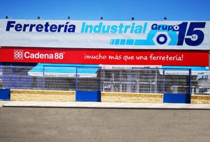 GRUPO 15 Y CADENA 88 FERRETERIA