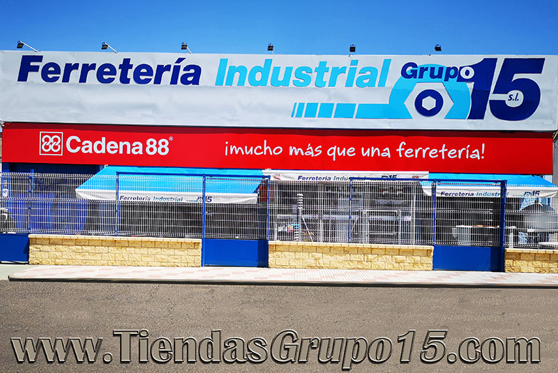 FACHADA FERRETERIA GRUPO 15 CADENA 88